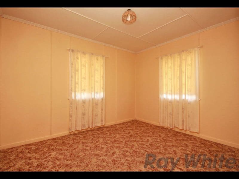 24 Grenville Street, Basin Pocket QLD 4305, Basin Pocket - Thumbnail 5