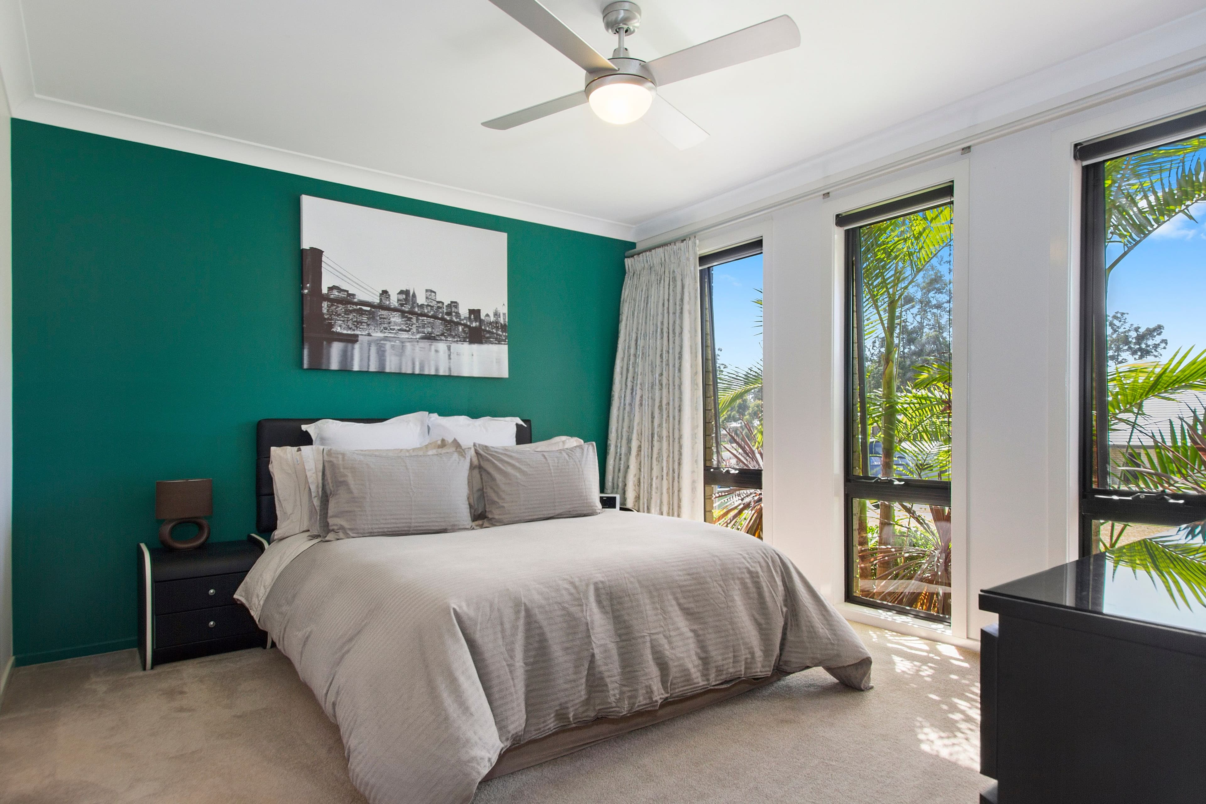 20 Freycinet Drive, Sunshine Bay - Thumbnail 5