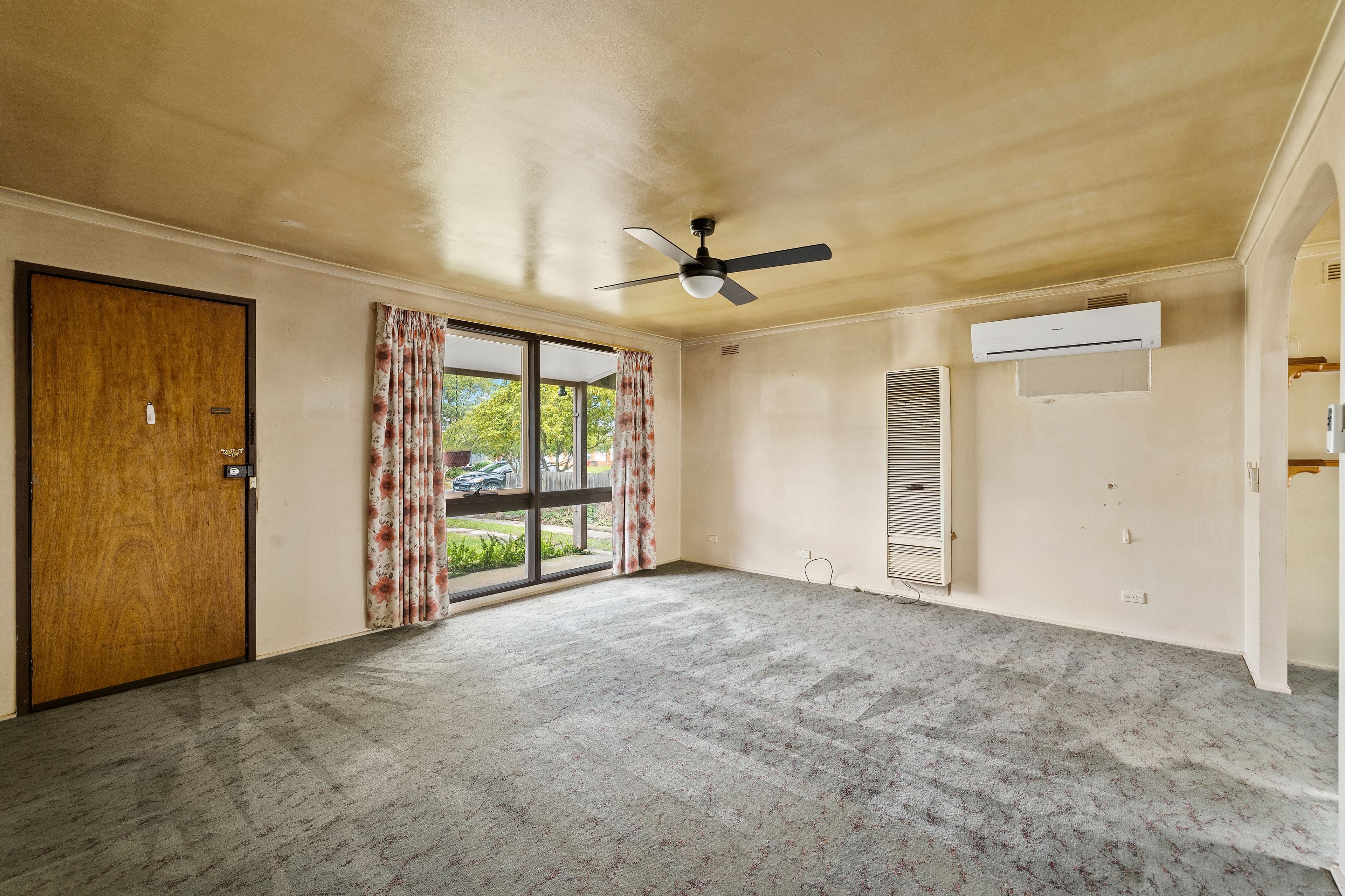 13 Westburn Grove, Scoresby VIC 3179, Scoresby - Thumbnail 5