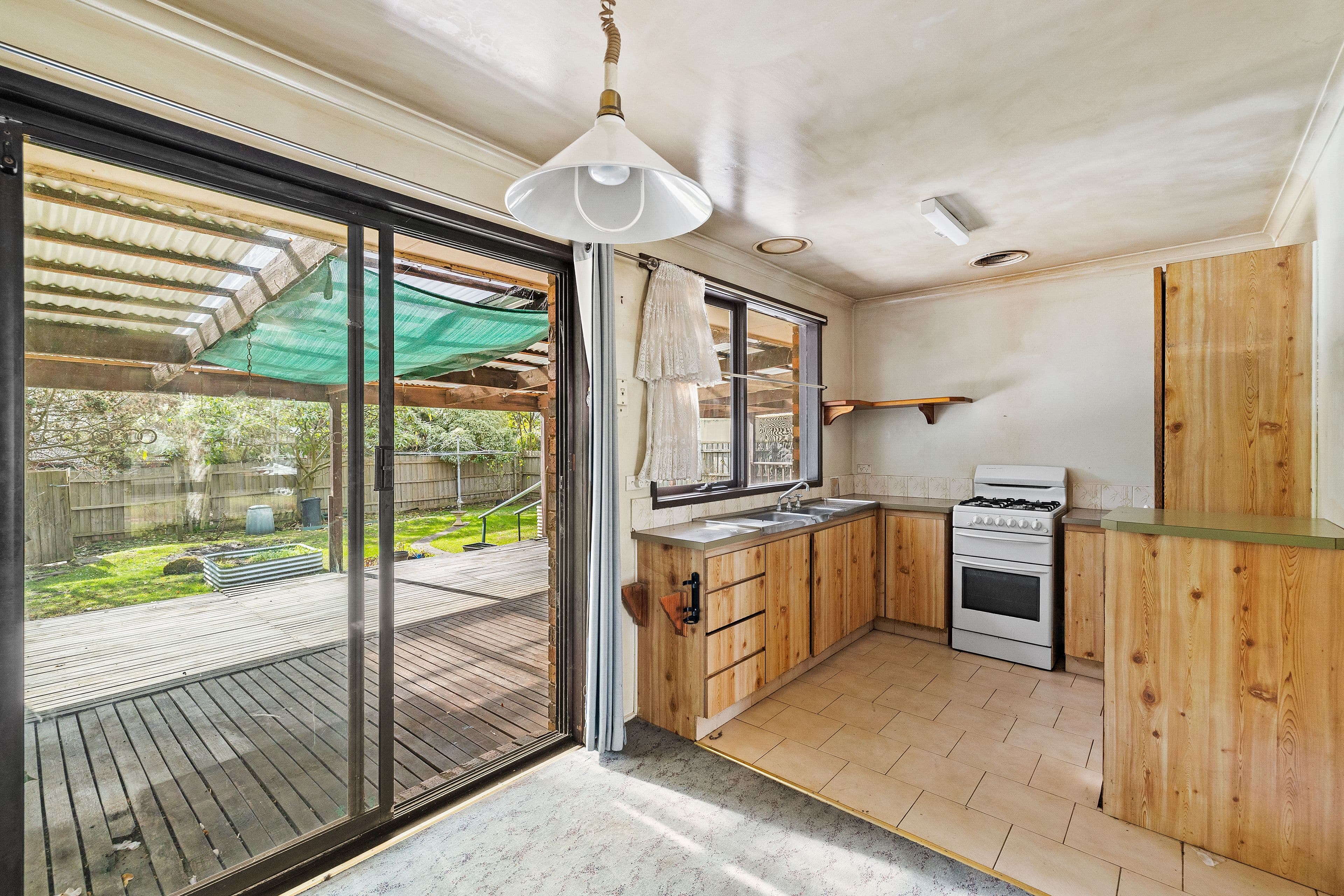 13 Westburn Grove, Scoresby VIC 3179, Scoresby - Thumbnail 8