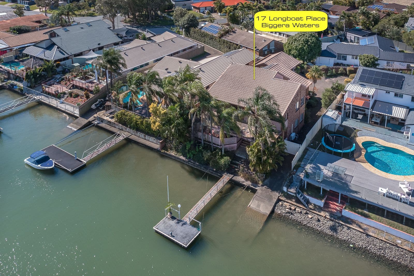 17 Longboat Place, Biggera Waters QLD 4216, Biggera Waters - Thumbnail 2