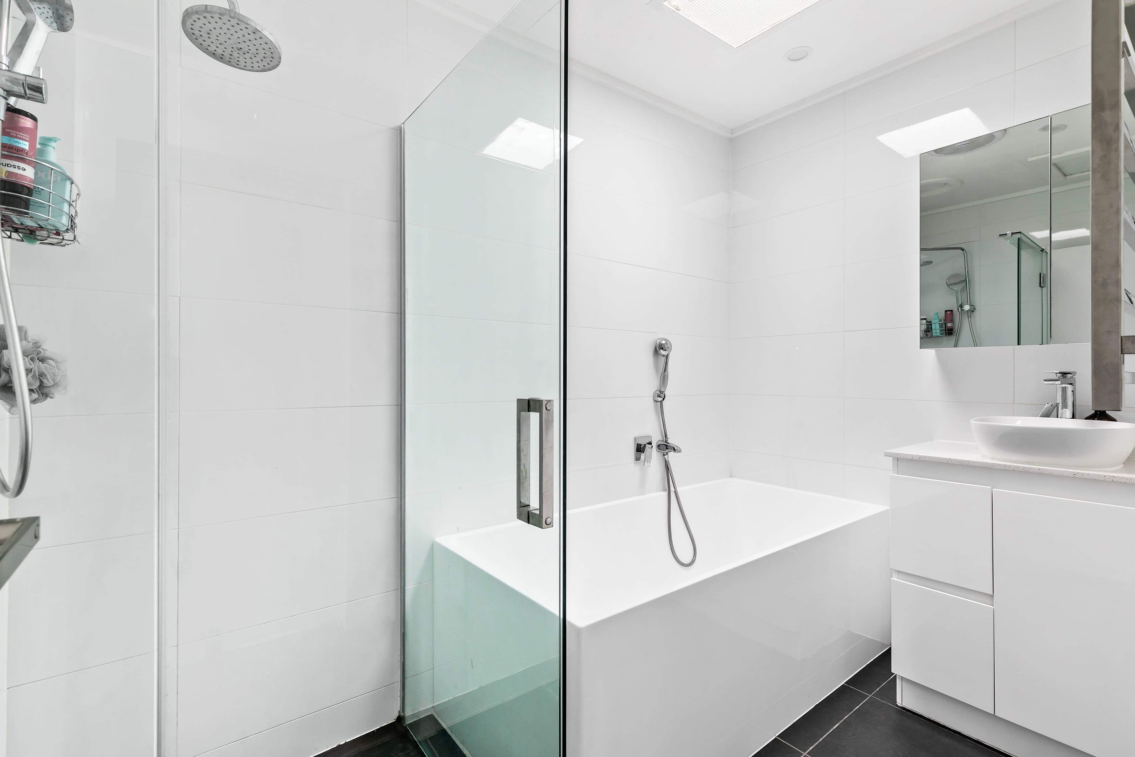 47 Broadmeadows Road, Tullamarine VIC 3043, Tullamarine - Thumbnail 5