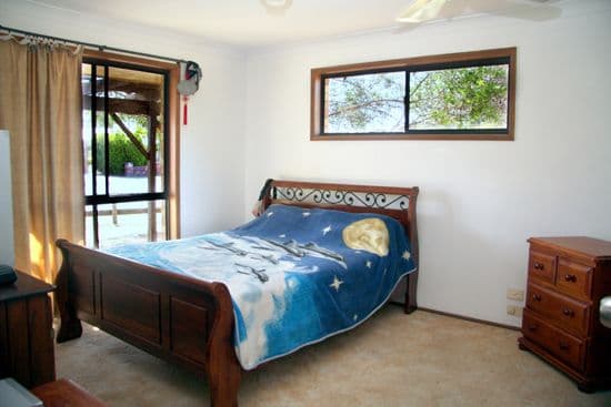 84 Ironbark Street, ELANORA QLD 4221, Elanora - Thumbnail 2