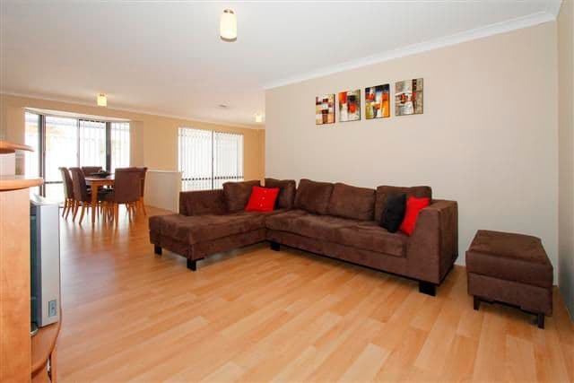 19 Wambiri Close, SOUTH LAKE WA 6164, South Lake - Thumbnail 2