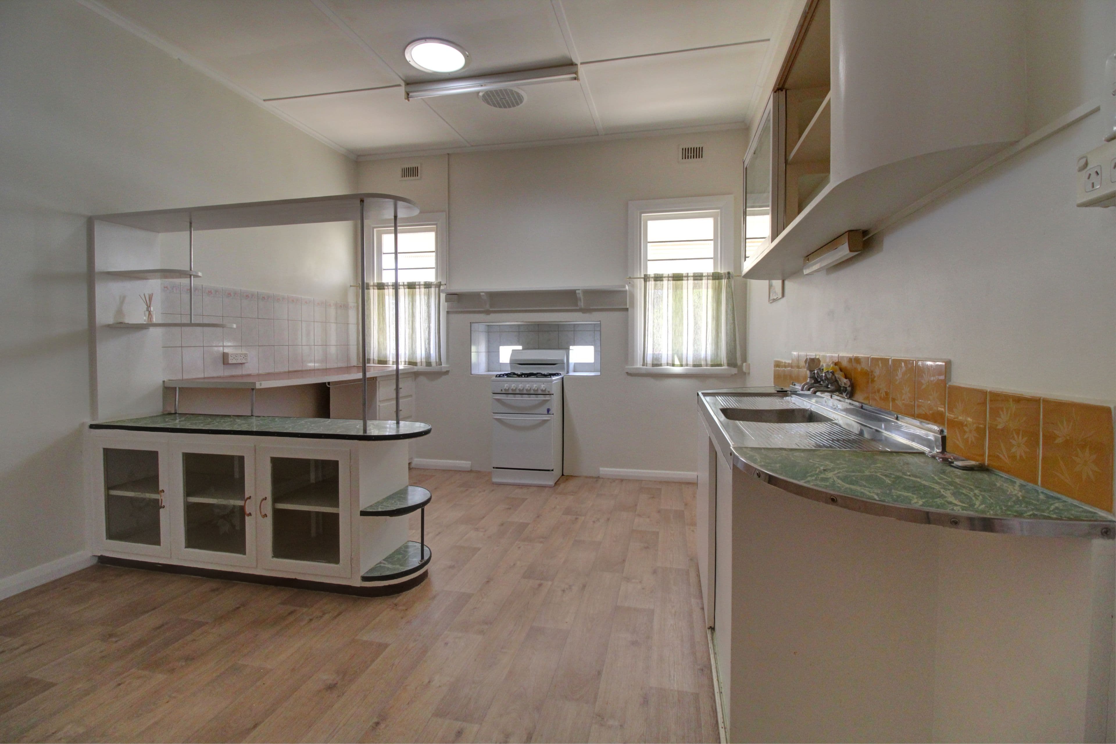 1 and 1A Kealley Street, Berri SA 5343, Berri - Thumbnail 2