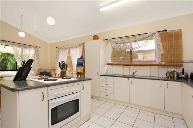 8 Fitzroy Court, GUNN NT 0832, Gunn - Thumbnail 2