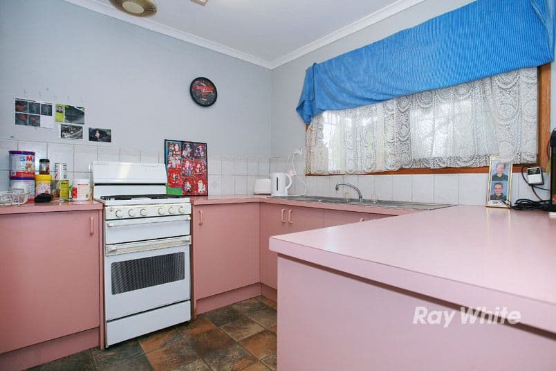 4 Jacinta Drive, CRANBOURNE VIC 3977, Cranbourne West - Image 1