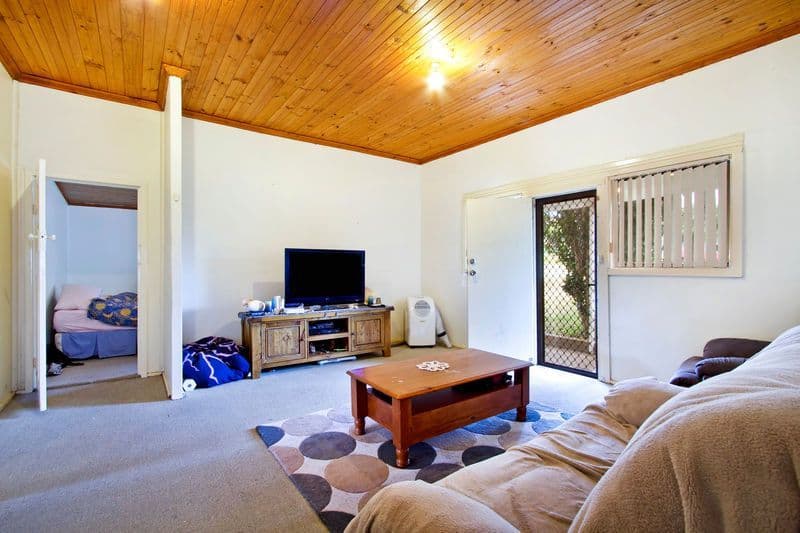 8 Anzac Road, LONG JETTY NSW 2261, Long Jetty - Thumbnail 5