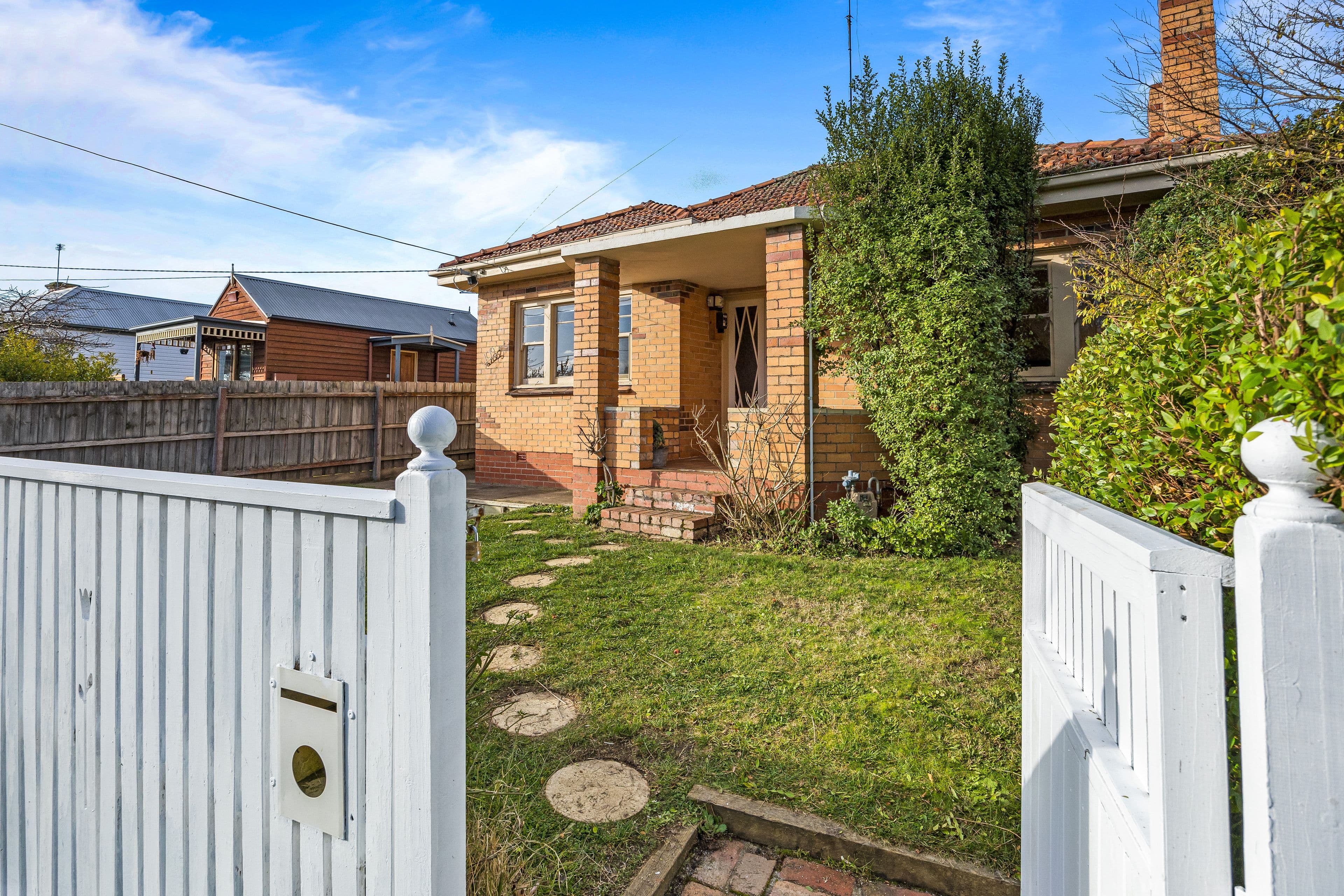 109 Little Dodds Street, Golden Point VIC 3350, Golden Point - Thumbnail 2