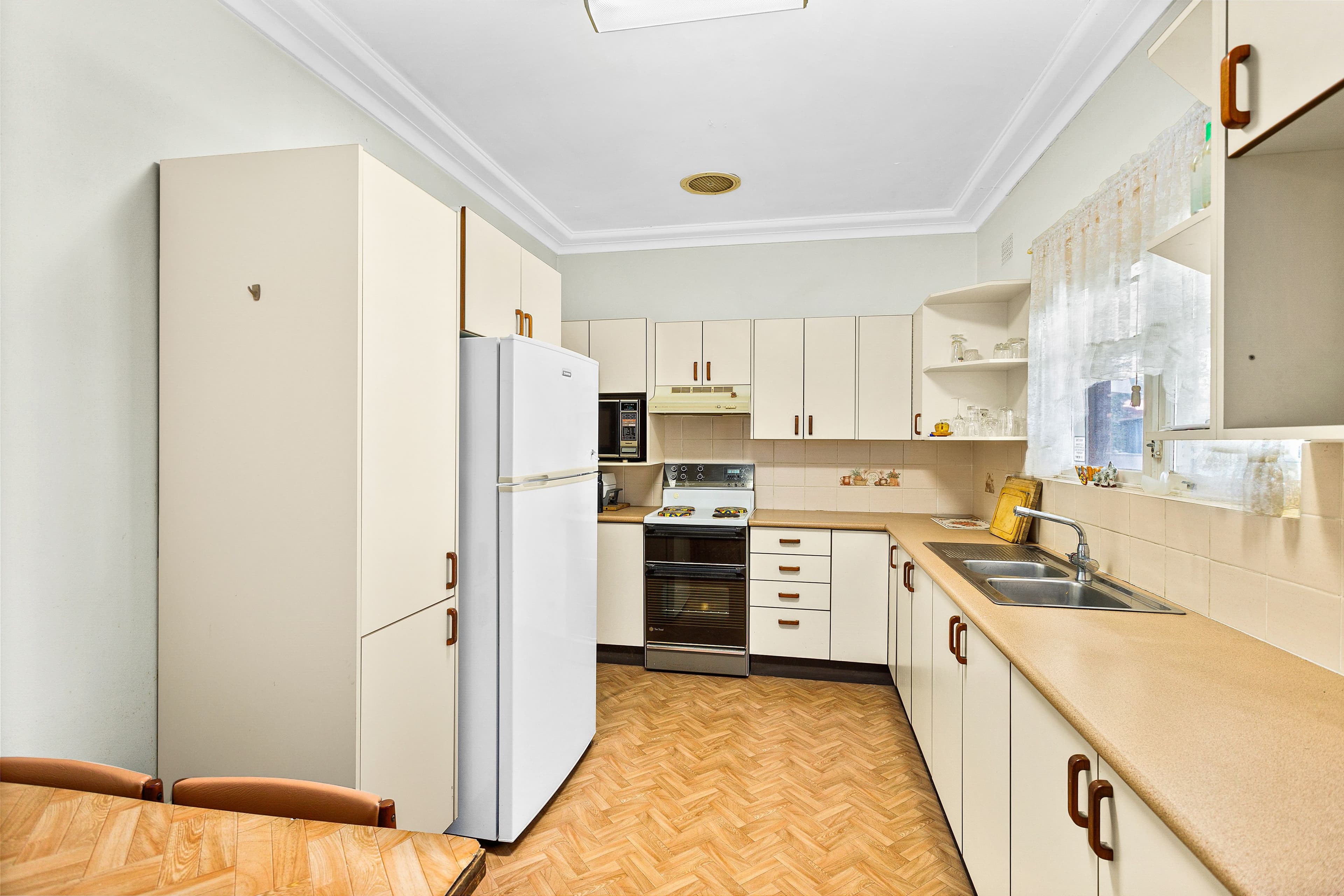 16 Baringa Road, Mortdale NSW 2223, Mortdale - Thumbnail 5