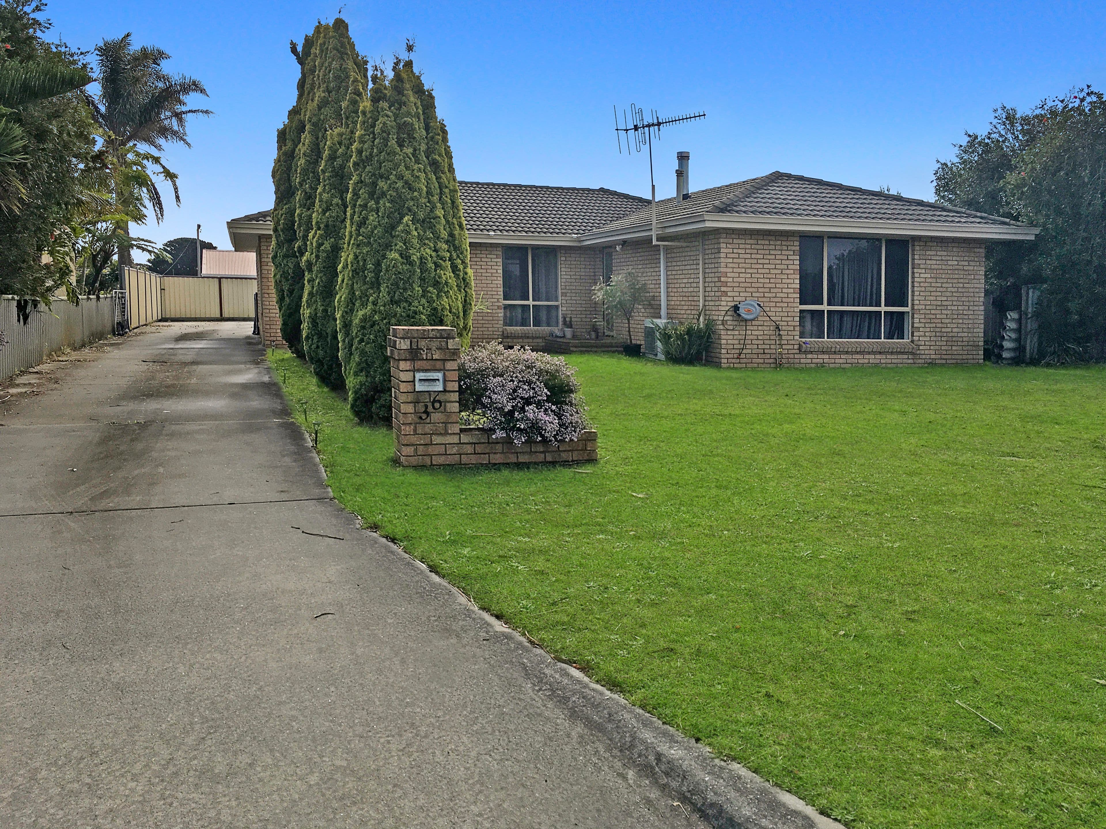 36 Sierra Crescent, Orana WA 6330, Orana - Image 1