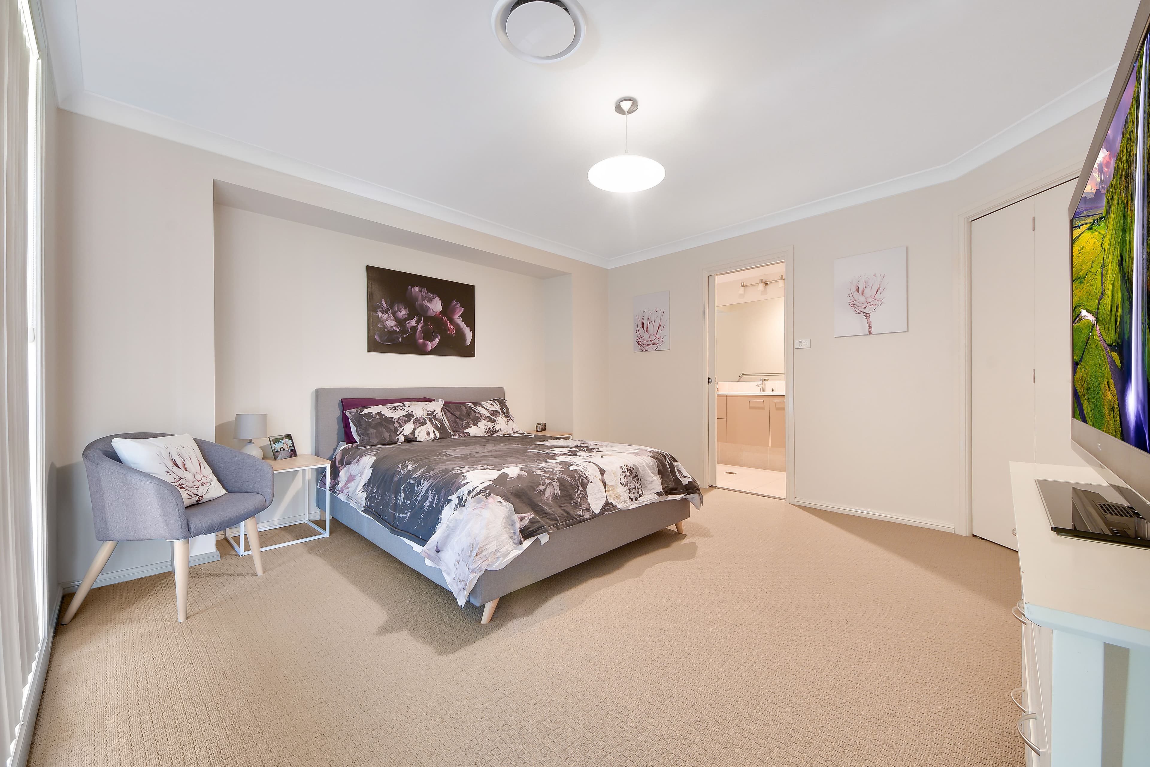 11 Caley Way, Mount Annan - Thumbnail 8