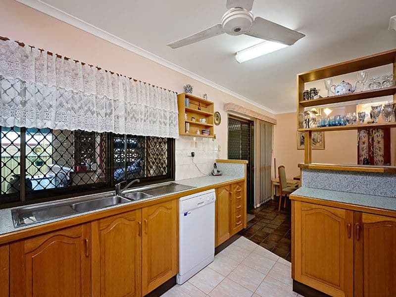 13 Fairview Street, Bayview Heights QLD 4868, Bayview Heights - Thumbnail 3