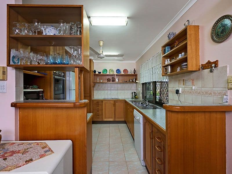 13 Fairview Street, Bayview Heights QLD 4868, Bayview Heights - Thumbnail 6