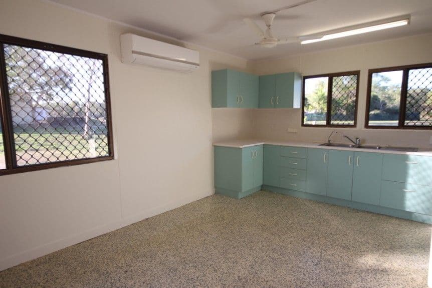 75 Hans Christian Street, Sarina QLD 4737, Sarina - Thumbnail 5
