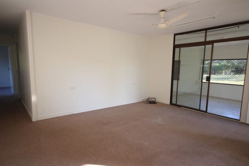 75 Hans Christian Street, Sarina QLD 4737, Sarina - Thumbnail 8