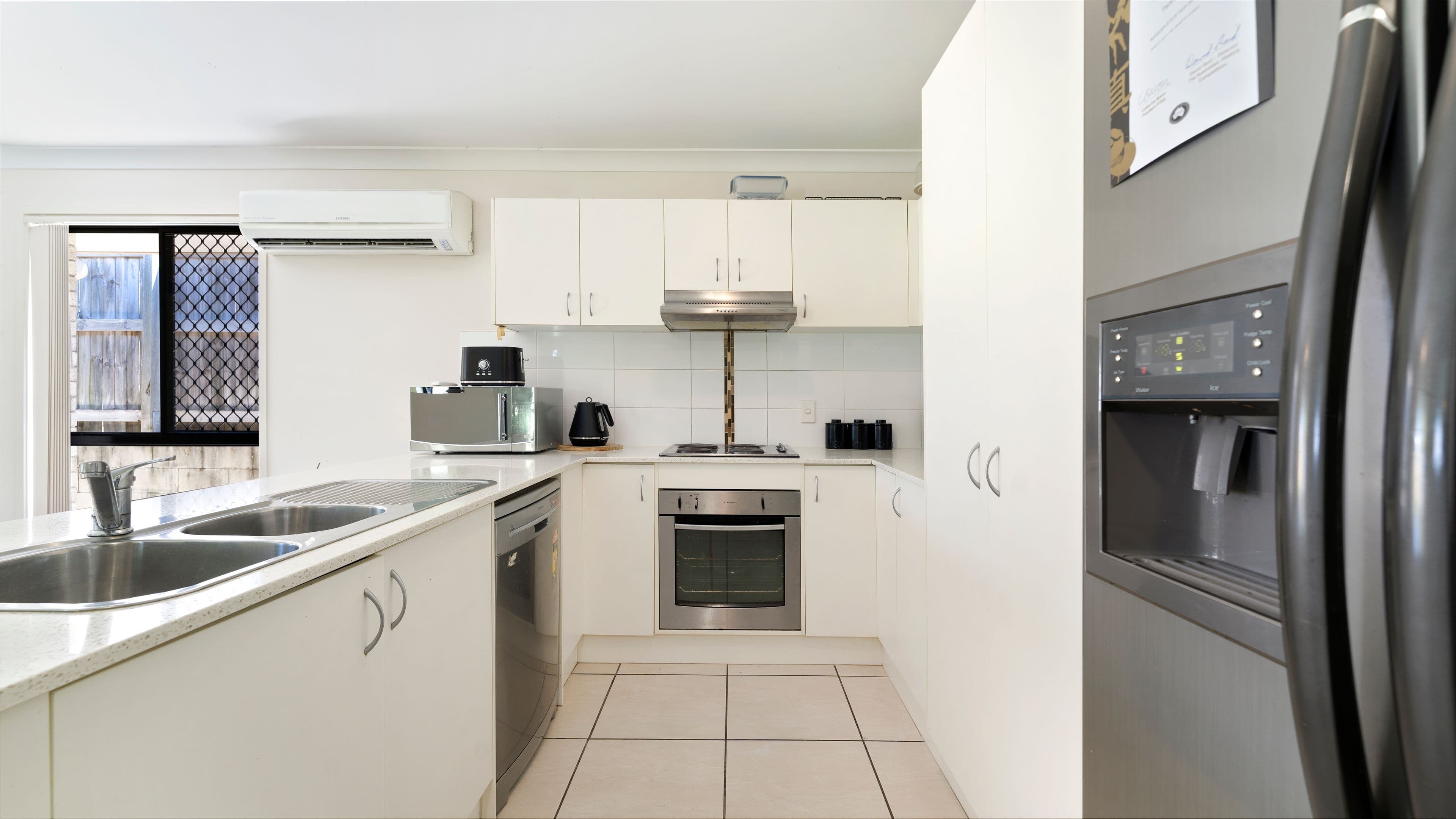 61 Rosella Street, Loganlea QLD 4131, Loganlea - Thumbnail 5