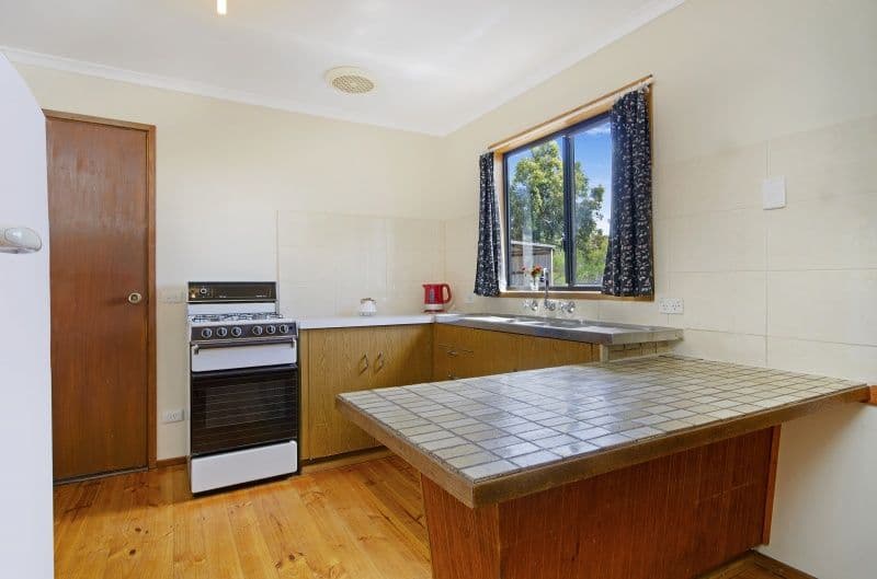 30 Donaldson Road, LETHBRIDGE VIC 3332, Lethbridge - Thumbnail 4