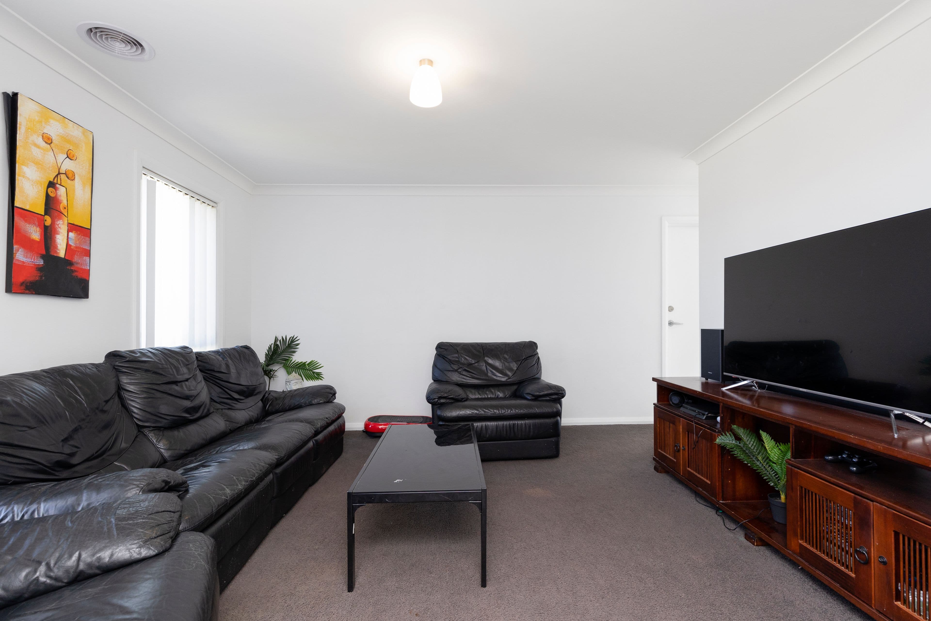 7 Melaleuca Drive, FOREST HILL NSW 2651, Forest Hill - Thumbnail 3