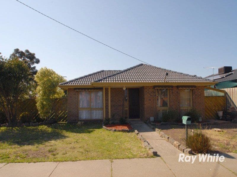 182 Monahans Road, CRANBOURNE VIC 3977, Cranbourne - Thumbnail 2