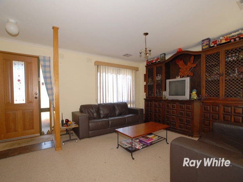 182 Monahans Road, CRANBOURNE VIC 3977, Cranbourne - Thumbnail 3
