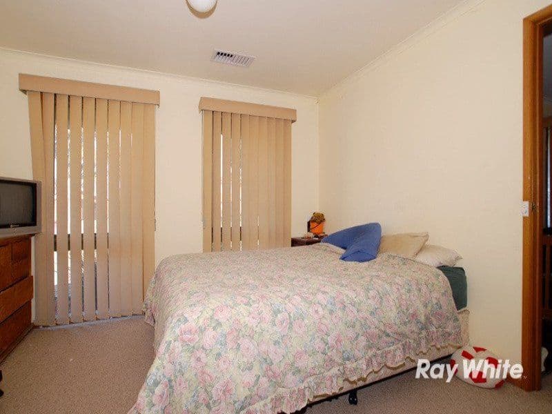 182 Monahans Road, CRANBOURNE VIC 3977, Cranbourne - Thumbnail 6