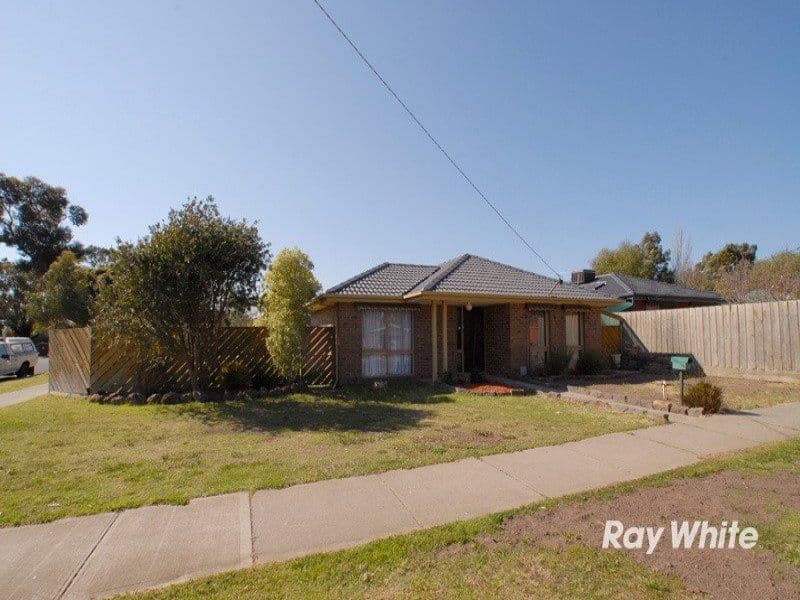 182 Monahans Road, CRANBOURNE VIC 3977, Cranbourne - Thumbnail 8