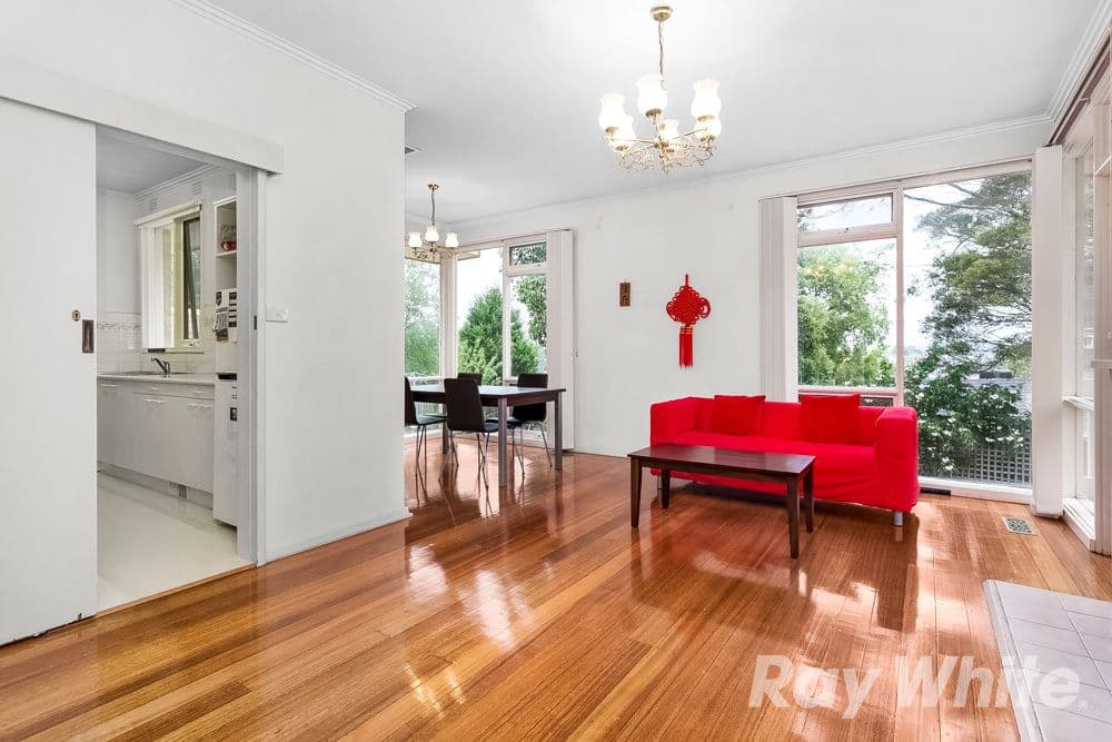 14 Carawatha Road, Doncaster VIC 3108, Doncaster - Thumbnail 3