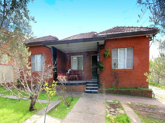 20 Hoskins Avenue, BANKSTOWN NSW 2200, Bankstown - Image 1
