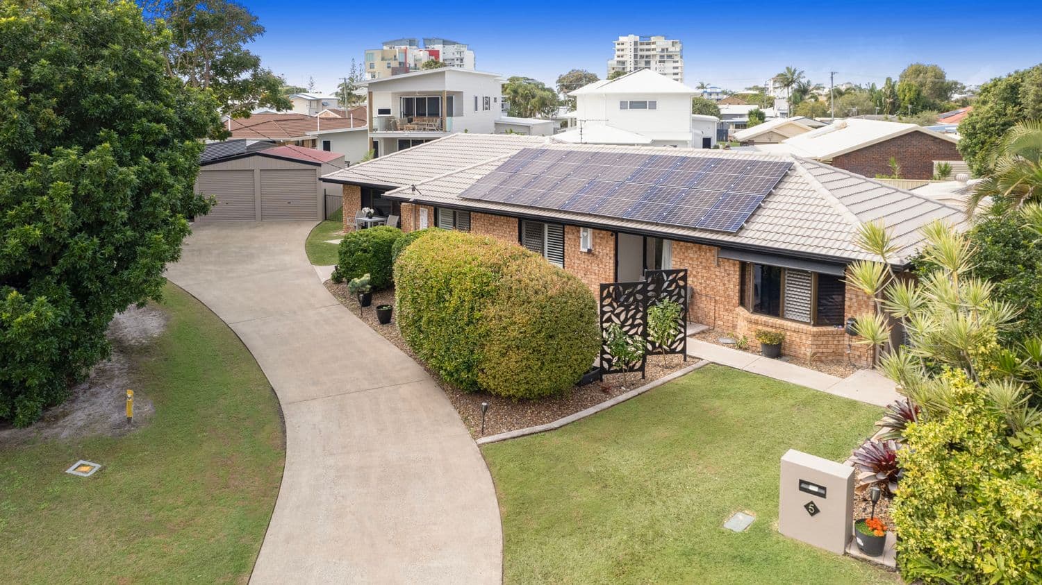 5 Truscott Court, Golden Beach QLD 4551, Golden Beach - Thumbnail 2