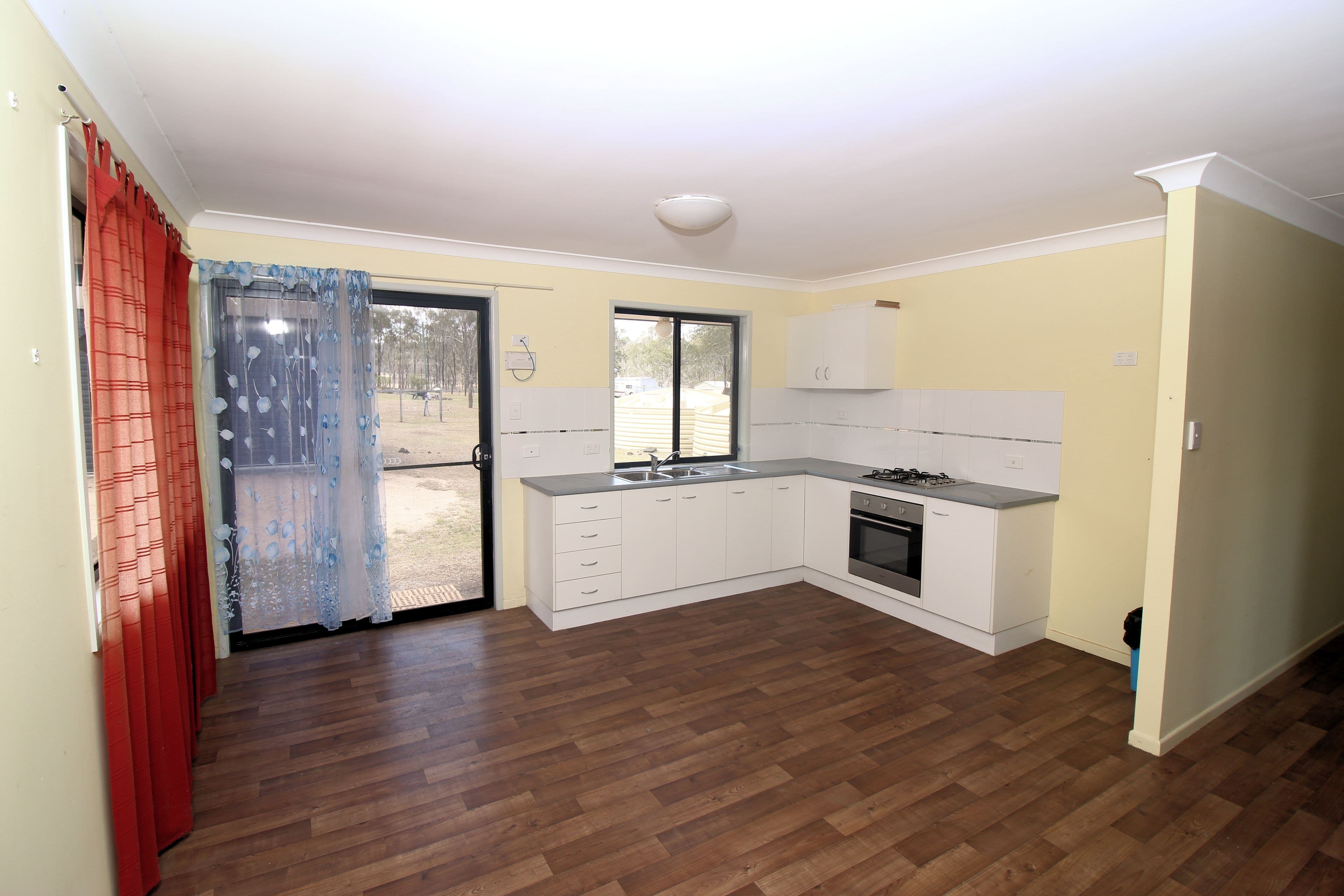 9 Malcolm Street, Cooyar QLD 4402, Cooyar - Thumbnail 3