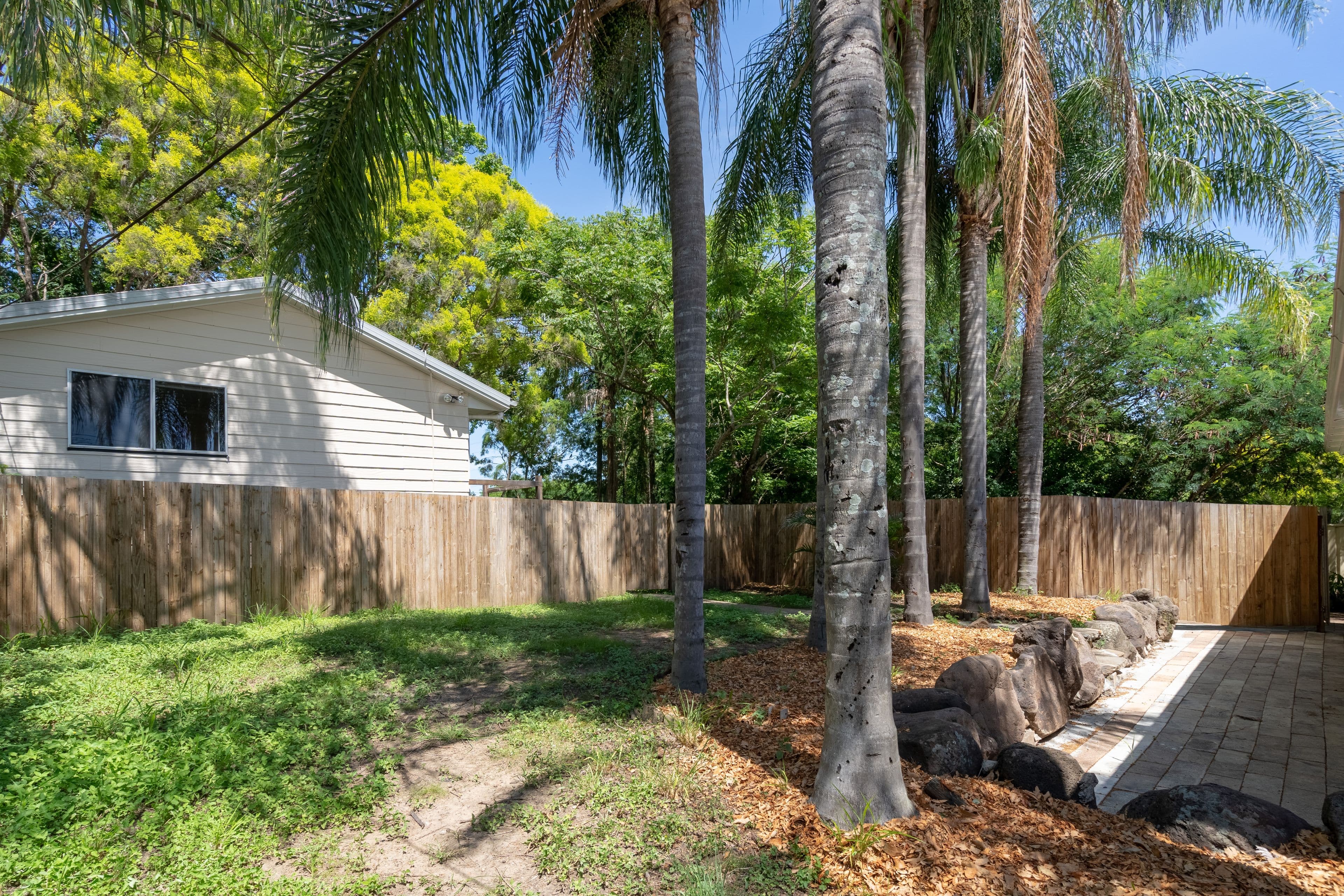 38 Creek Street, Bundamba QLD 4304, Bundamba - Thumbnail 3