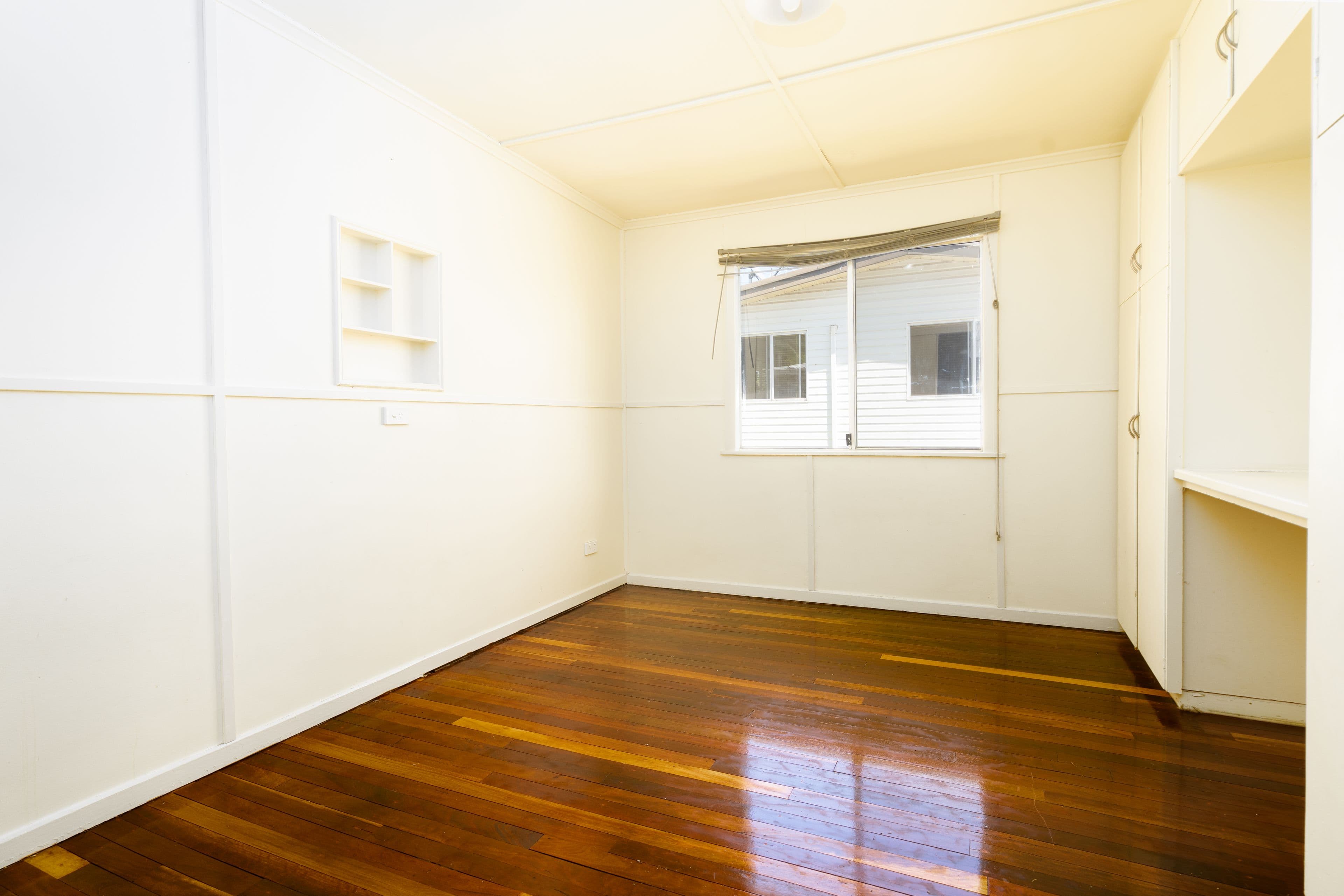 38 Creek Street, Bundamba QLD 4304, Bundamba - Thumbnail 7