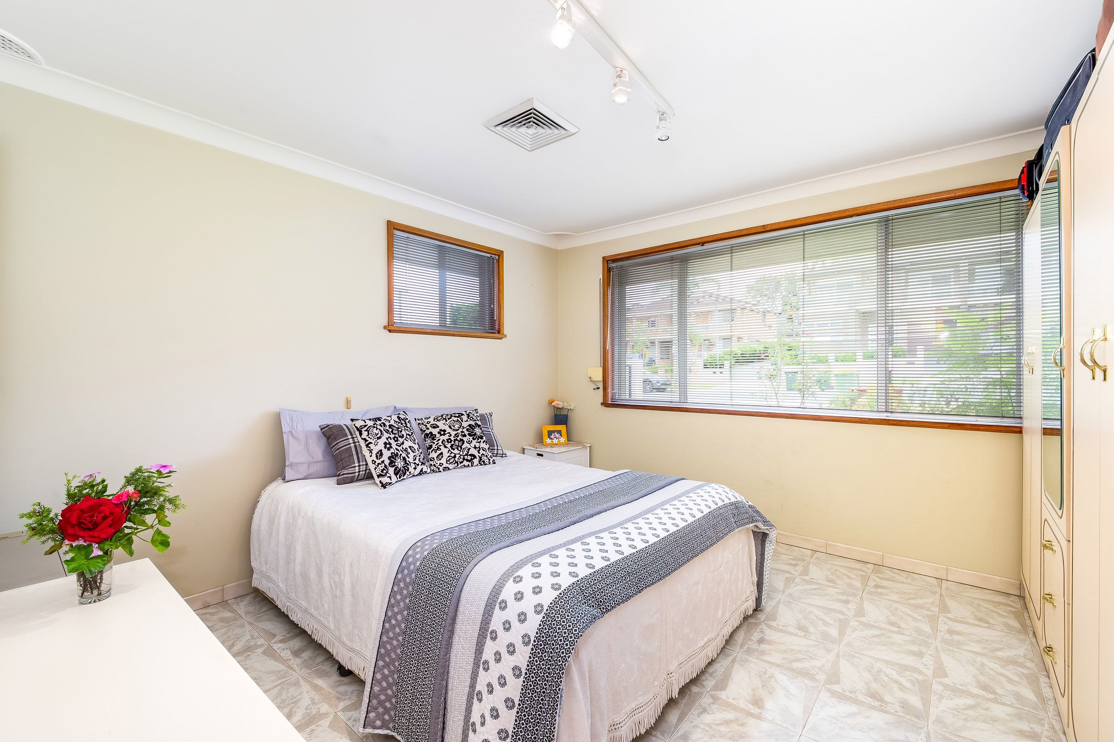 130 Greenacre Road, Greenacre NSW 2190, Greenacre - Thumbnail 5