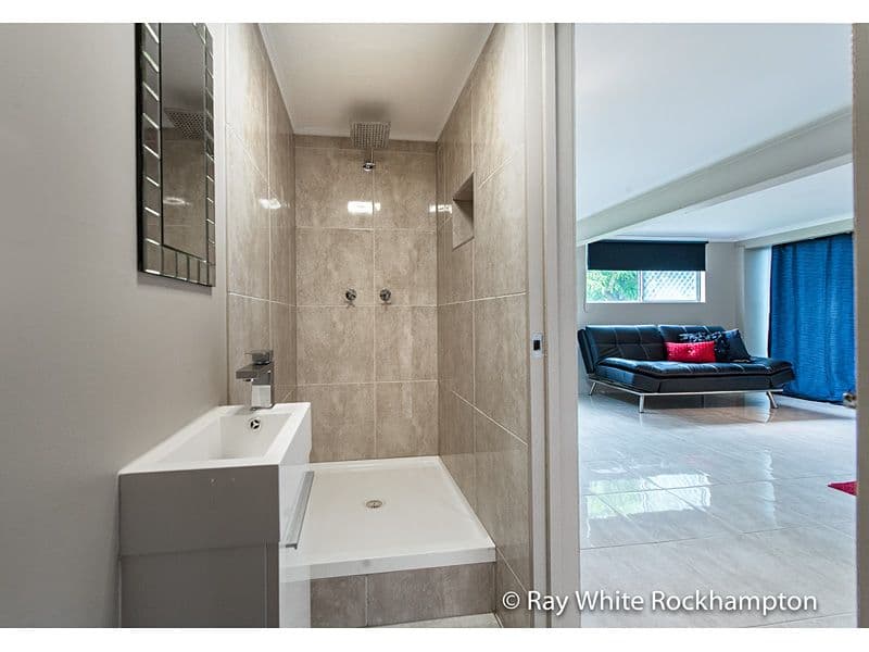 29 Wackford Street, Park Avenue QLD 4701, Park Avenue - Thumbnail 5