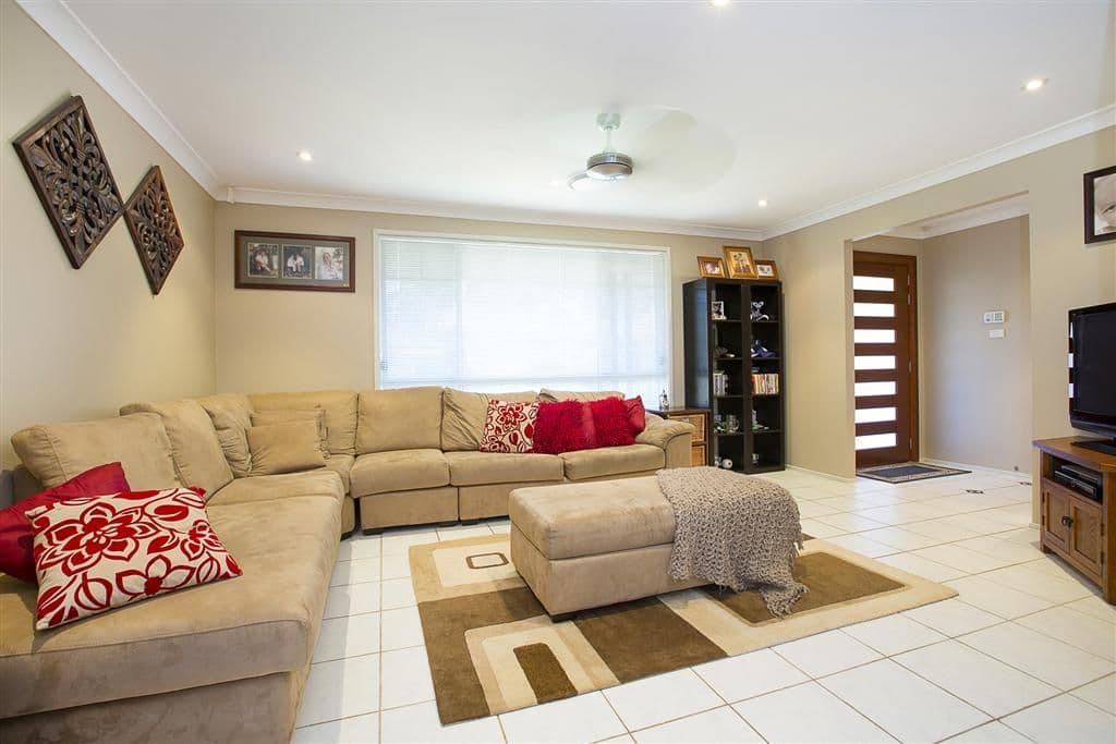 31 Butcherbird Place, Glenmore Park - Thumbnail 2