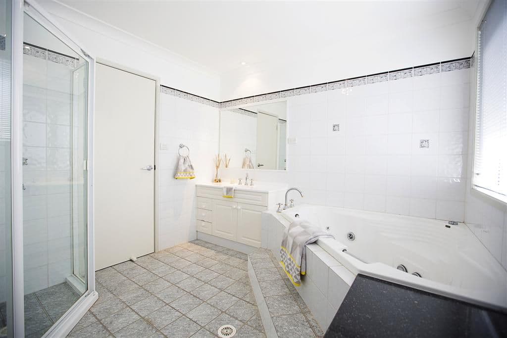 31 Butcherbird Place, Glenmore Park - Thumbnail 7
