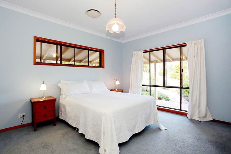 2 Bowles Court, MOUNT OMMANEY QLD 4074, Mount Ommaney - Thumbnail 6
