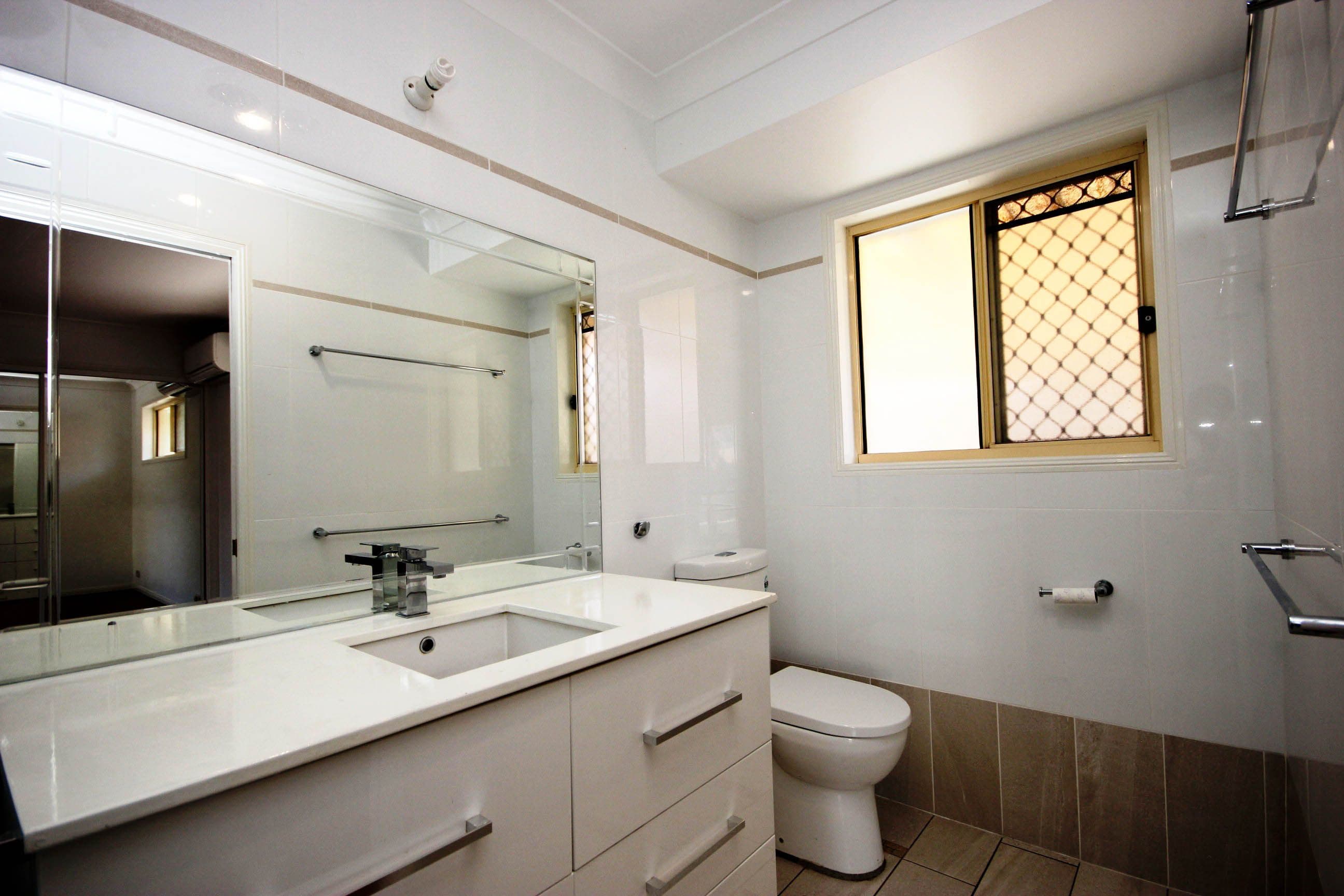 143 Monterey Keys Drive, Helensvale QLD 4212, Helensvale - Thumbnail 7