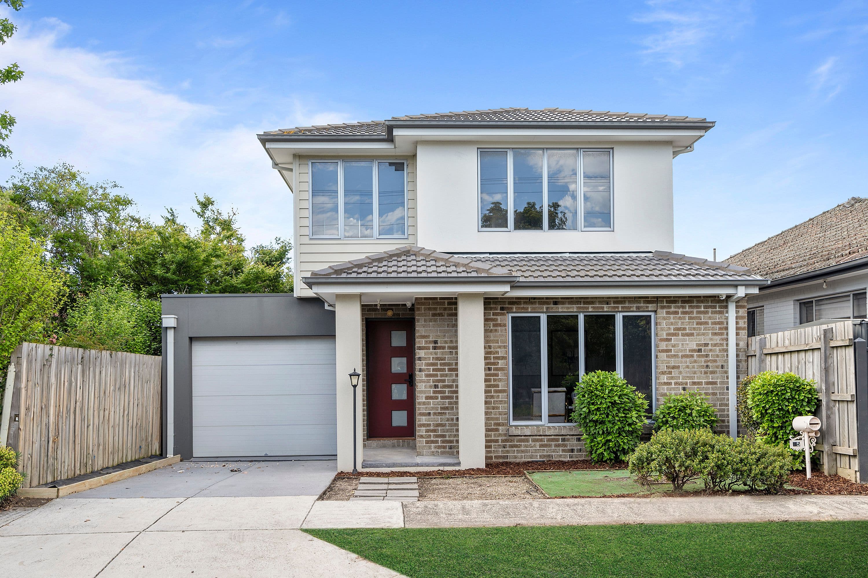 15 Sheila Street, Blackburn North VIC 3130, Blackburn North - Image 1
