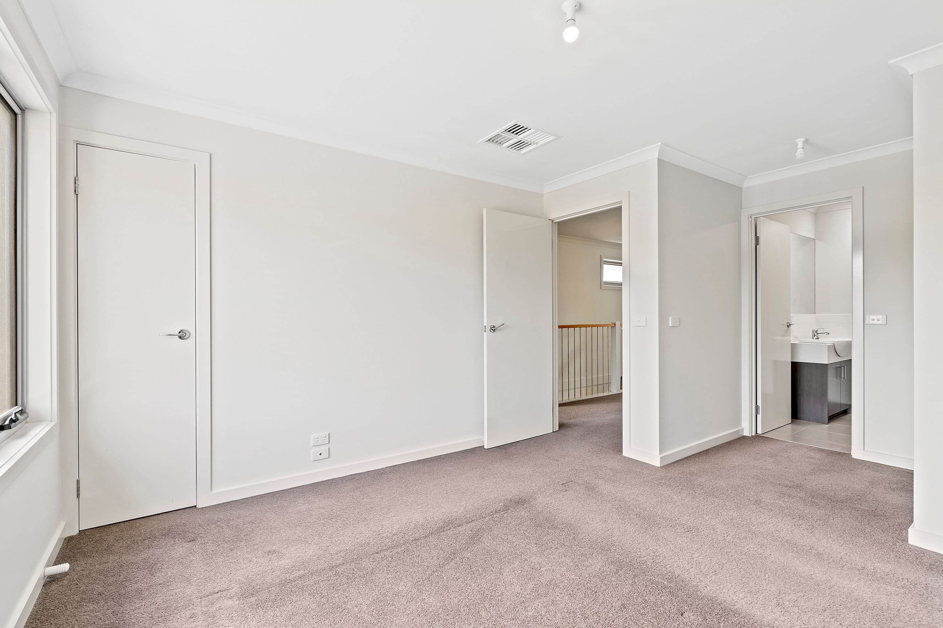 15 Sheila Street, Blackburn North VIC 3130, Blackburn North - Thumbnail 7