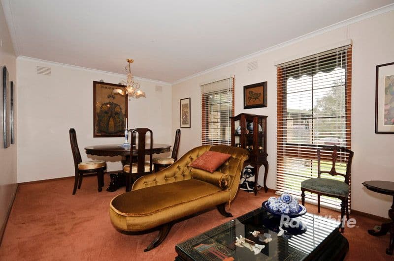 9 Mowbray Drive, WANTIRNA SOUTH VIC 3152, Wantirna South - Thumbnail 6