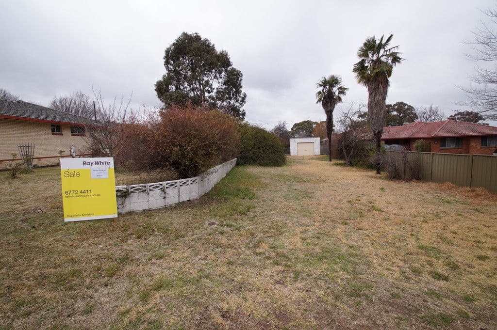 9 Chestnut Avenue, Armidale NSW 2350, Armidale - Thumbnail 3