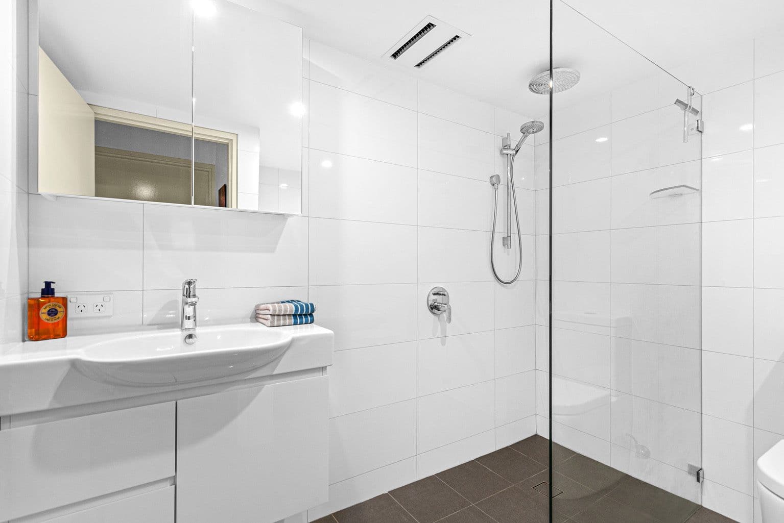 2-6 Martin Place, Mortdale NSW 2223, Mortdale - Thumbnail 8