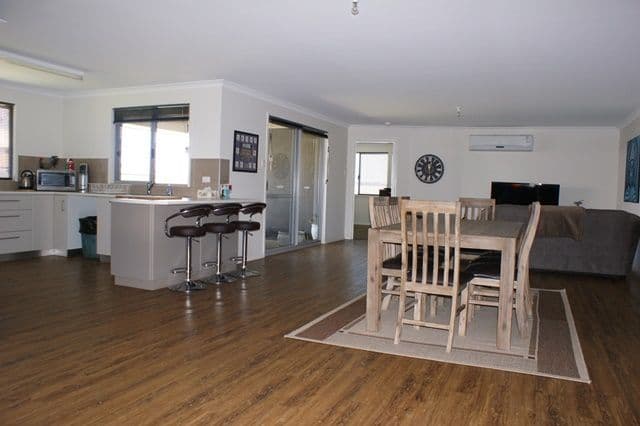 16 Fitzgerald Cove, Port Denison WA 6525, Port Denison - Thumbnail 2