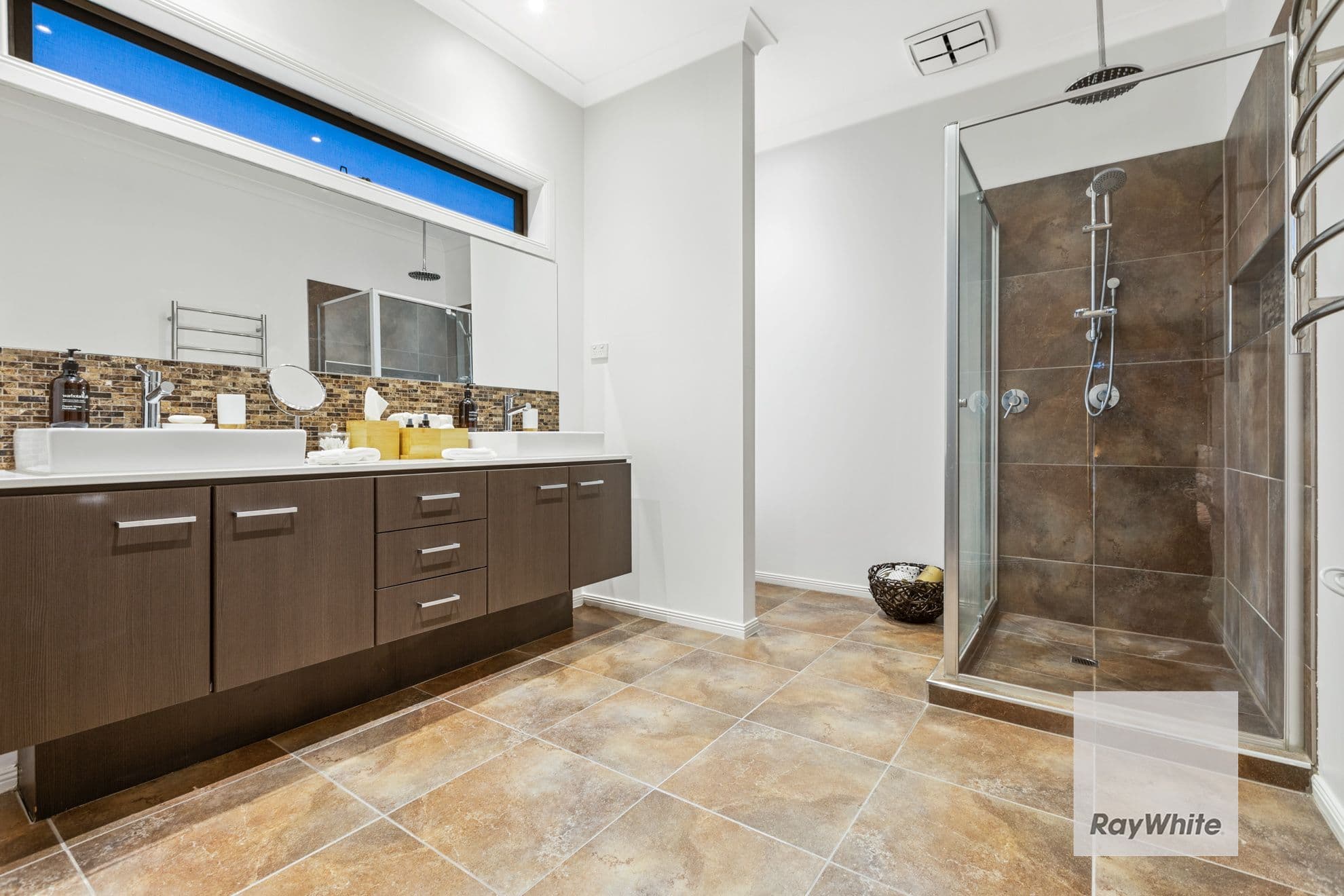 30 Morton Boulevard, Taylors Hill VIC 3037, Taylors Hill - Thumbnail 3
