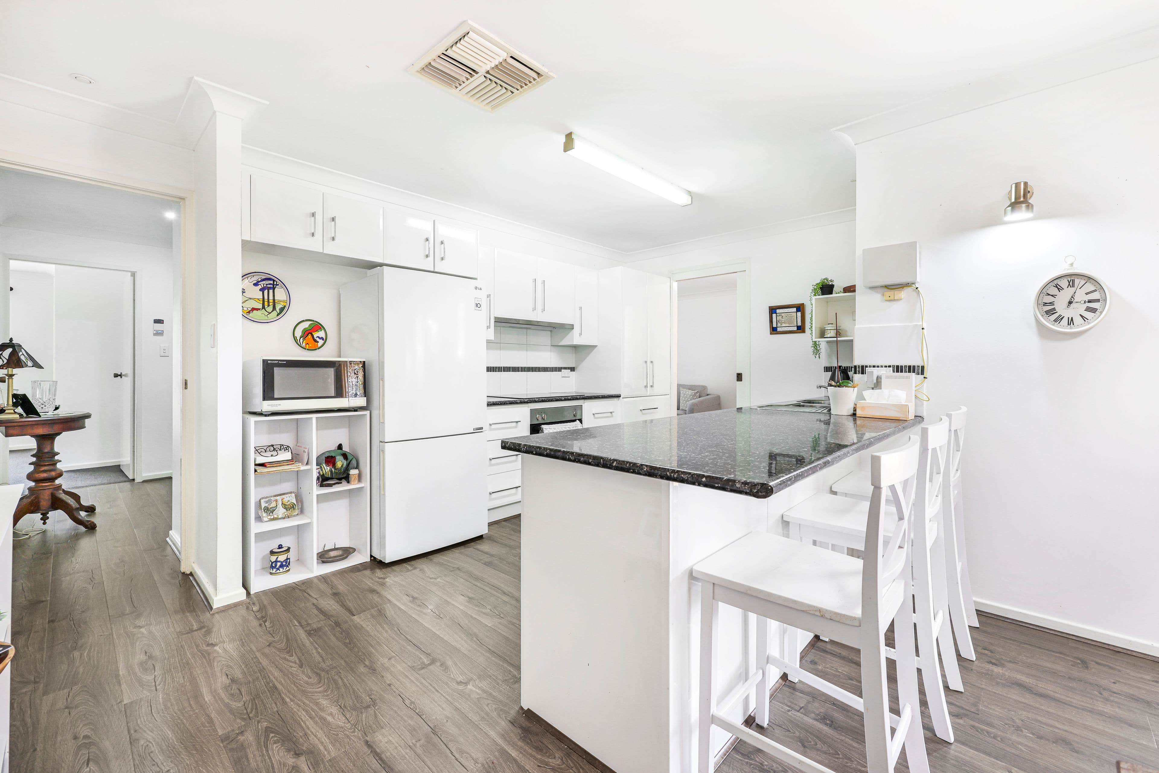 98 Lemon Gums Drive, Tamworth NSW 2340, Oxley Vale - Thumbnail 6