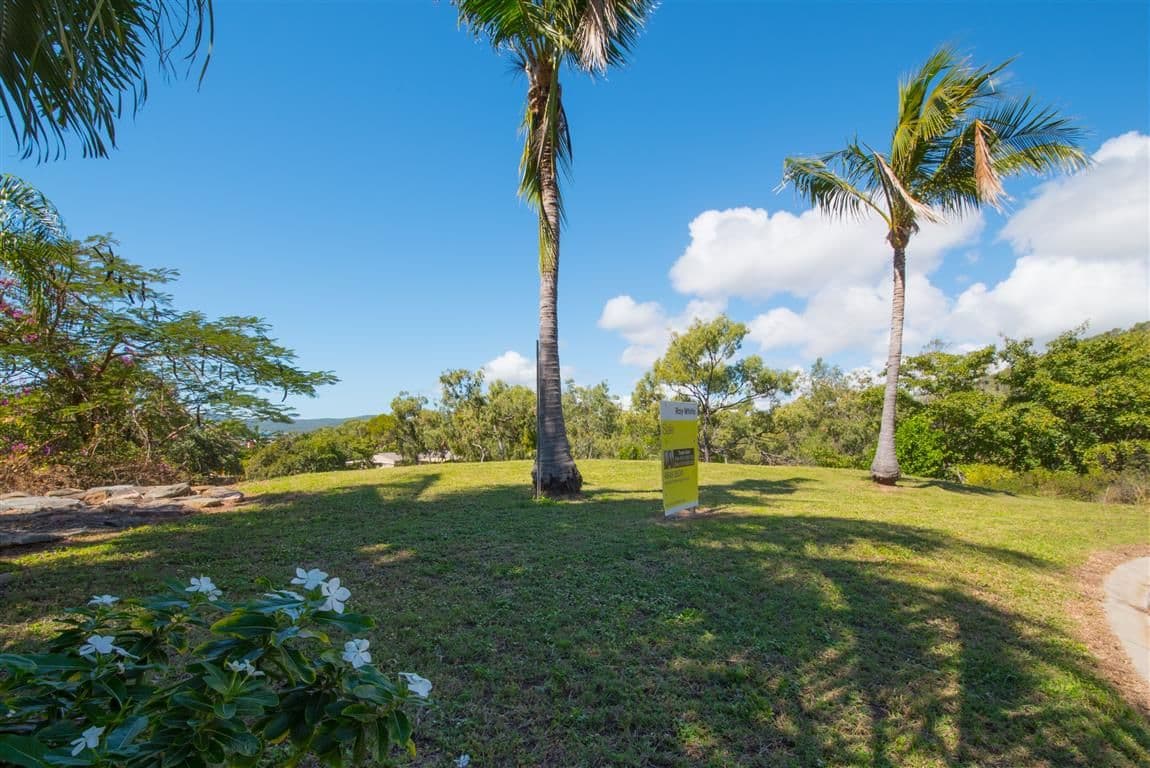 5 Rattray Avenue, Hideaway Bay QLD 4800, Hideaway Bay - Thumbnail 4