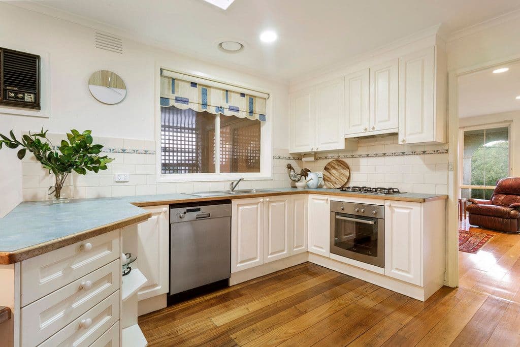 27 Bruford Avenue, Wheelers Hill VIC 3150, Wheelers Hill - Thumbnail 3