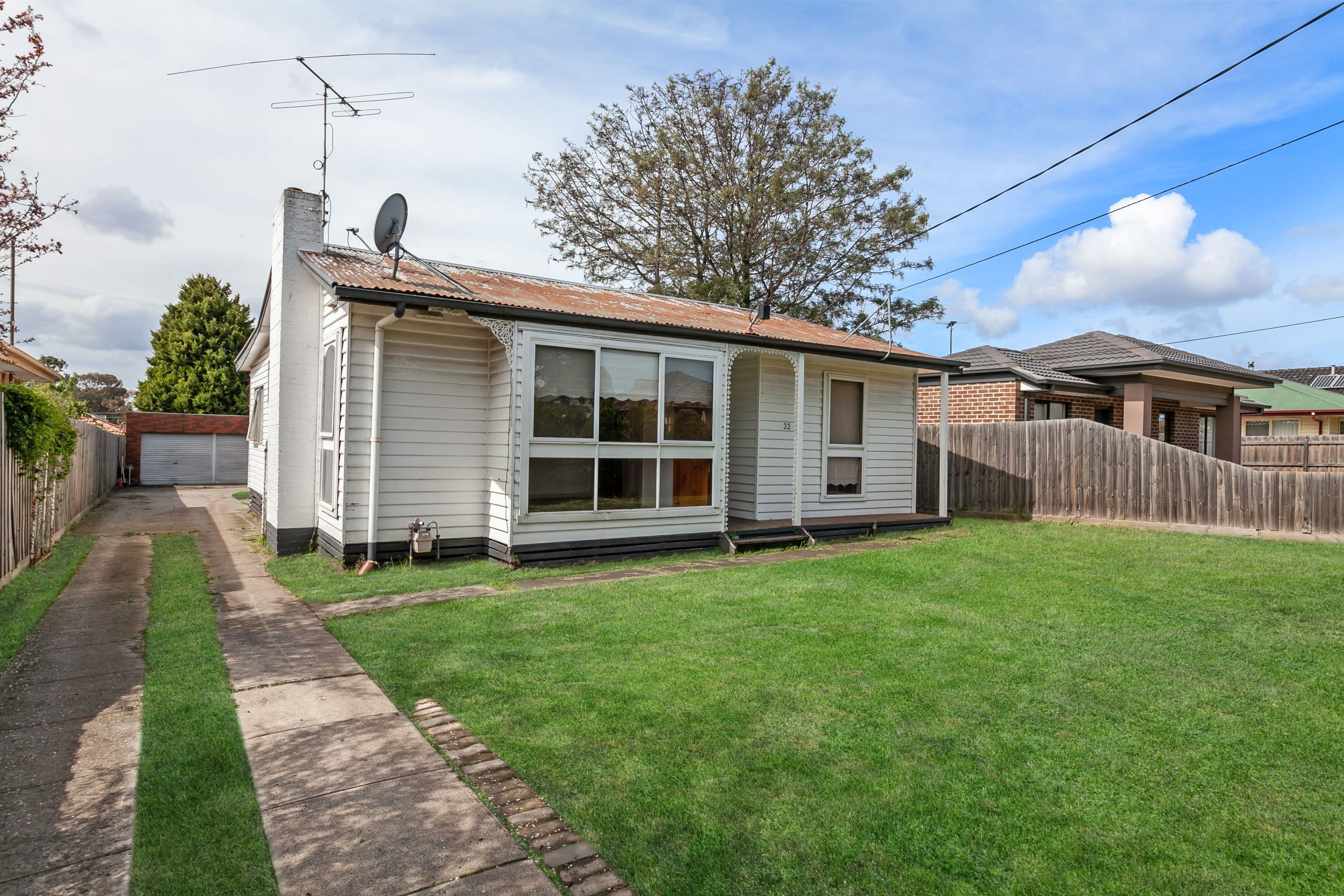 22 Goulburn Avenue, Reservoir VIC 3073, Reservoir - Thumbnail 3